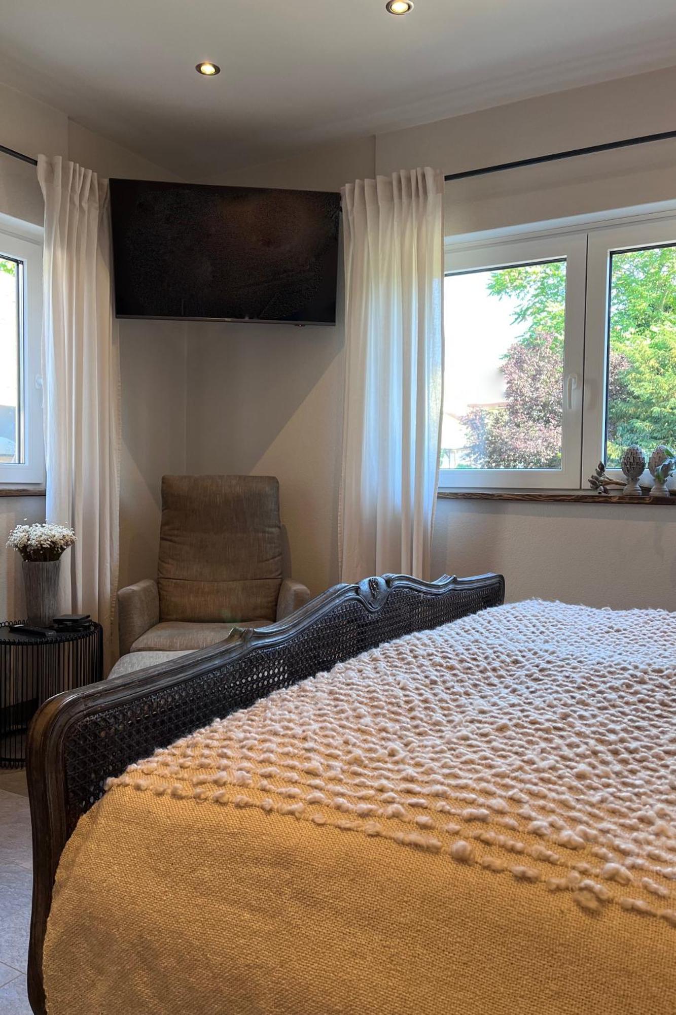 Ferienwohnung Seckenheim - Stilvoll Uebernachten Zwischen Mannheim Und Heidelberg Ideal Fuer Kurztrips Ngoại thất bức ảnh